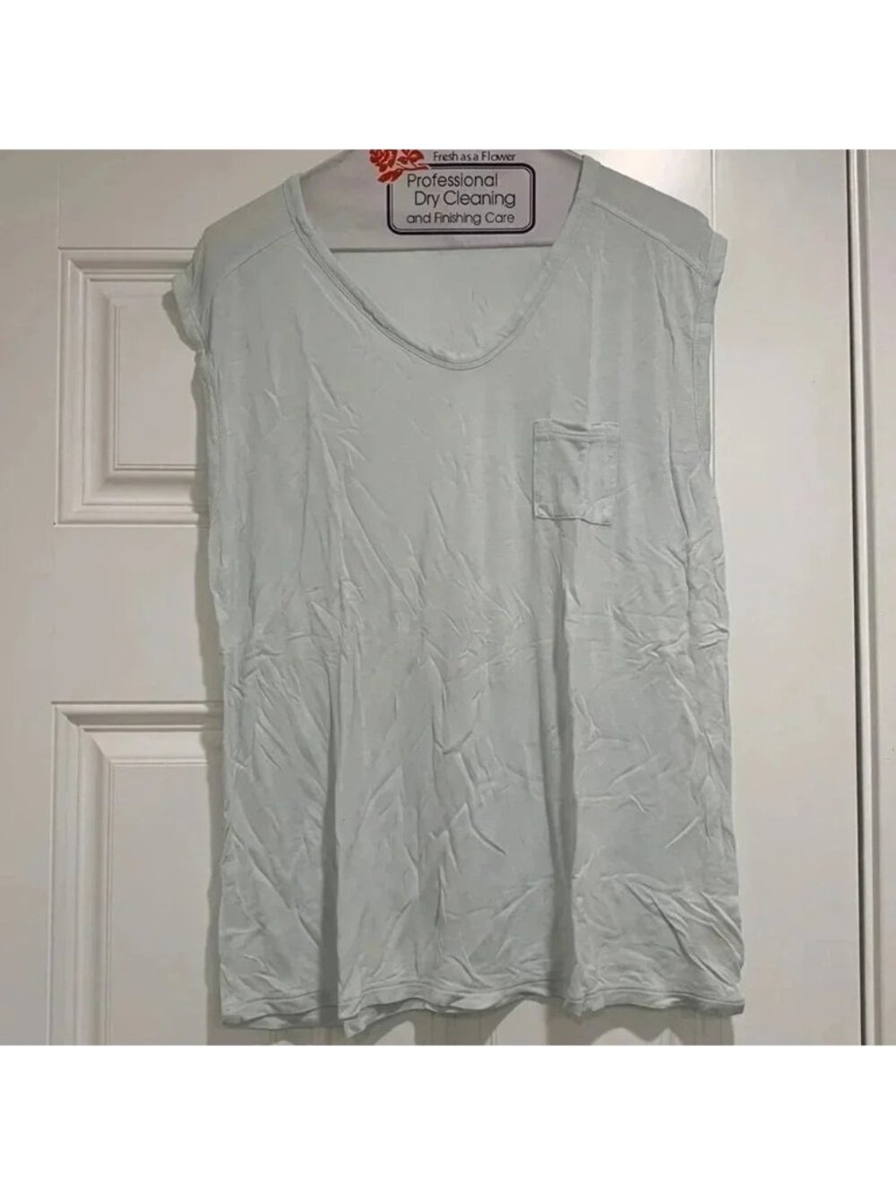 💚 Sleeveless slouchy T by Alexander Wang